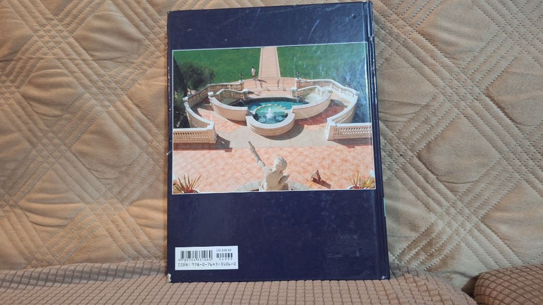 Architecture Book (Category: Textbooks) located in Manila. Submitted by roy.vicencio_140 (Listing ID 1463796344, Image 2). Description: Landscape Design for Architectural Style: European Influenced (Vol. 1) - 1200 Pesos Can negotiate price.