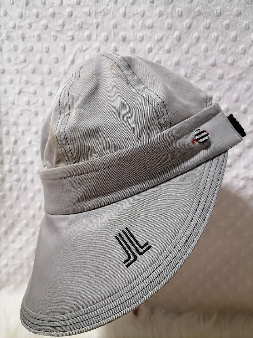 Lanvin Bucket Hat (Category: Hats & Beanies) located in Butuan. Submitted by az-branded.items (Listing ID 1463814669, Image 1). Description: Will fit small to large Adjustable po at removable ang top pwede gawing sun visor cap Authentic item From Japan.