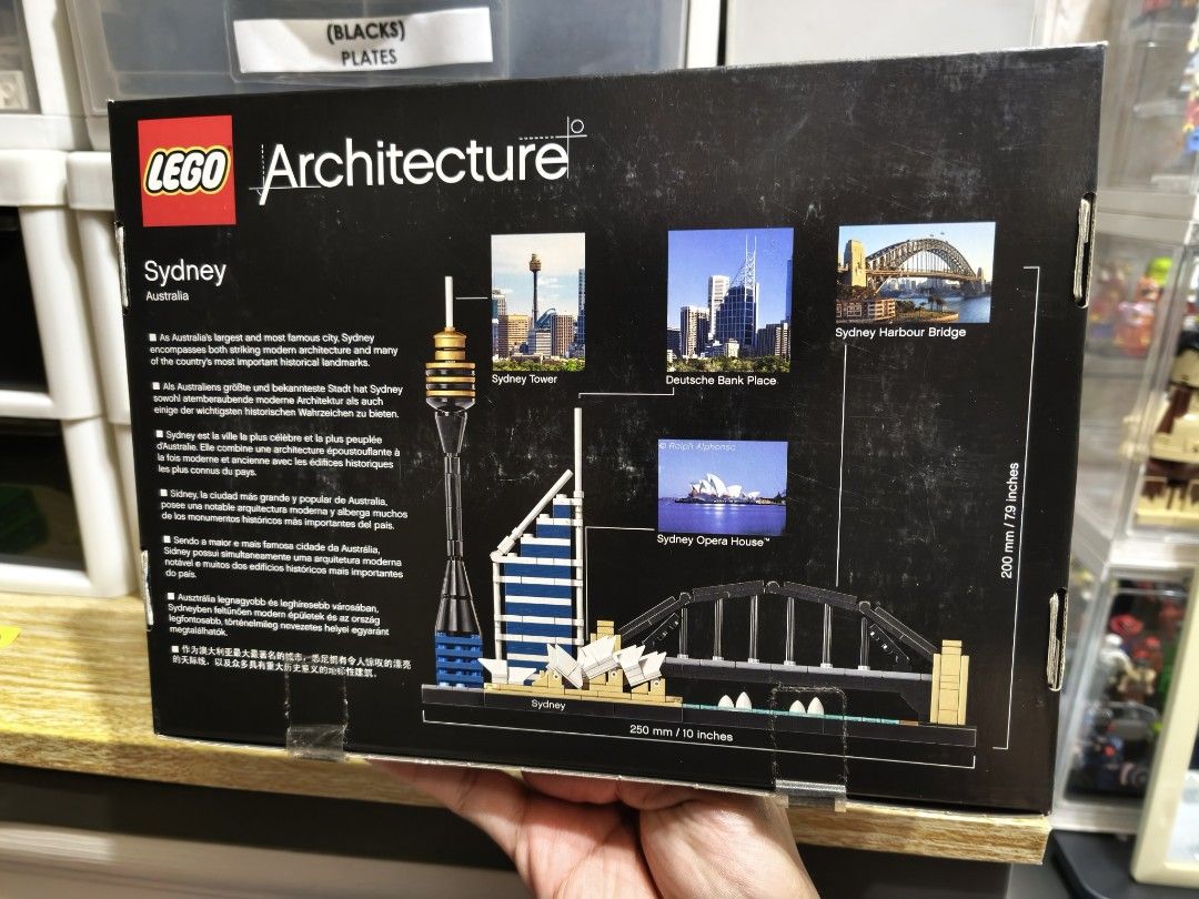 LEGO Architecture (21032) Sydney (Category: Lego & Building Sets) located in Pasig City. Submitted by bricksandbits.ph (Listing ID 1463772346, Image 3). Description: Brand new. Sealed. Box condition as is. Payment via Gcash or BPI. Shipping c/o buyer. Item is located in Pasig. PM for other inquiries.