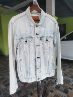 (Category: ) located in . Submitted by re-wardrobe (Listing ID 1463757431, Image 1). Description: .