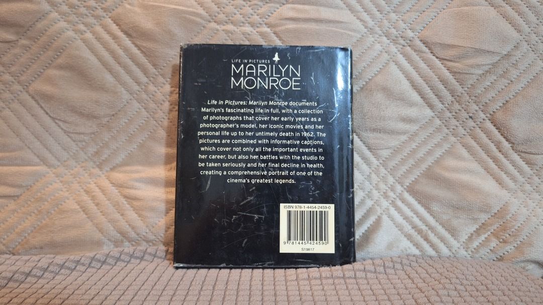 Life in Pictures: Marilyn Monroe (Category: Storybooks) located in Manila. Submitted by marcus_bookshop (Listing ID 1463792865, Image 2). Description: Life in Pictures: Marilyn Monroe - 500 Pesos DM for more photos.