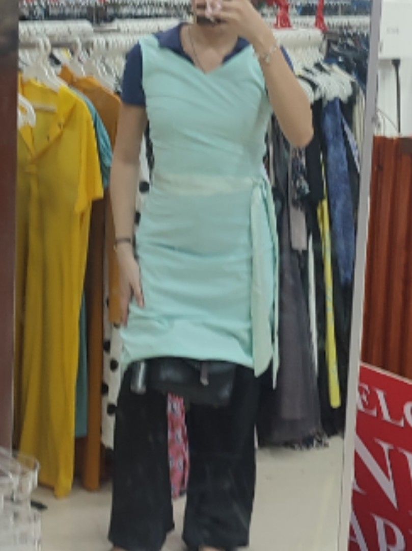 Light Blue Sleeveless Sheath Dress (Category: Dresses) located in Jaen. Submitted by roxantiago (Listing ID 1463774814, Image 2). Description: - Light blue sleeveless dress - V-neckline with sash tie at the waist - Light and airy fabric - Versatile for casual outings or semi-formal events - Flattering fit xs to s.
