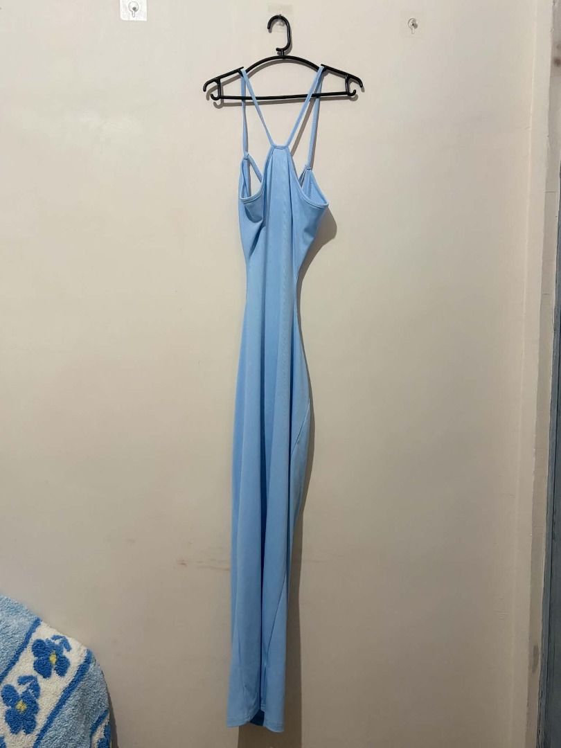 Light Blue Spaghetti Strap Cowl Neck Maxi Dress (Category: Dresses) located in San Leonardo. Submitted by burgossanleonardo.12345 (Listing ID 1463906778, Image 2). Description: - Light blue maxi dress - Spaghetti straps with tie-back detail - Elegant cowl neck front - Flattering side draping - Ideal for parties or a night out.