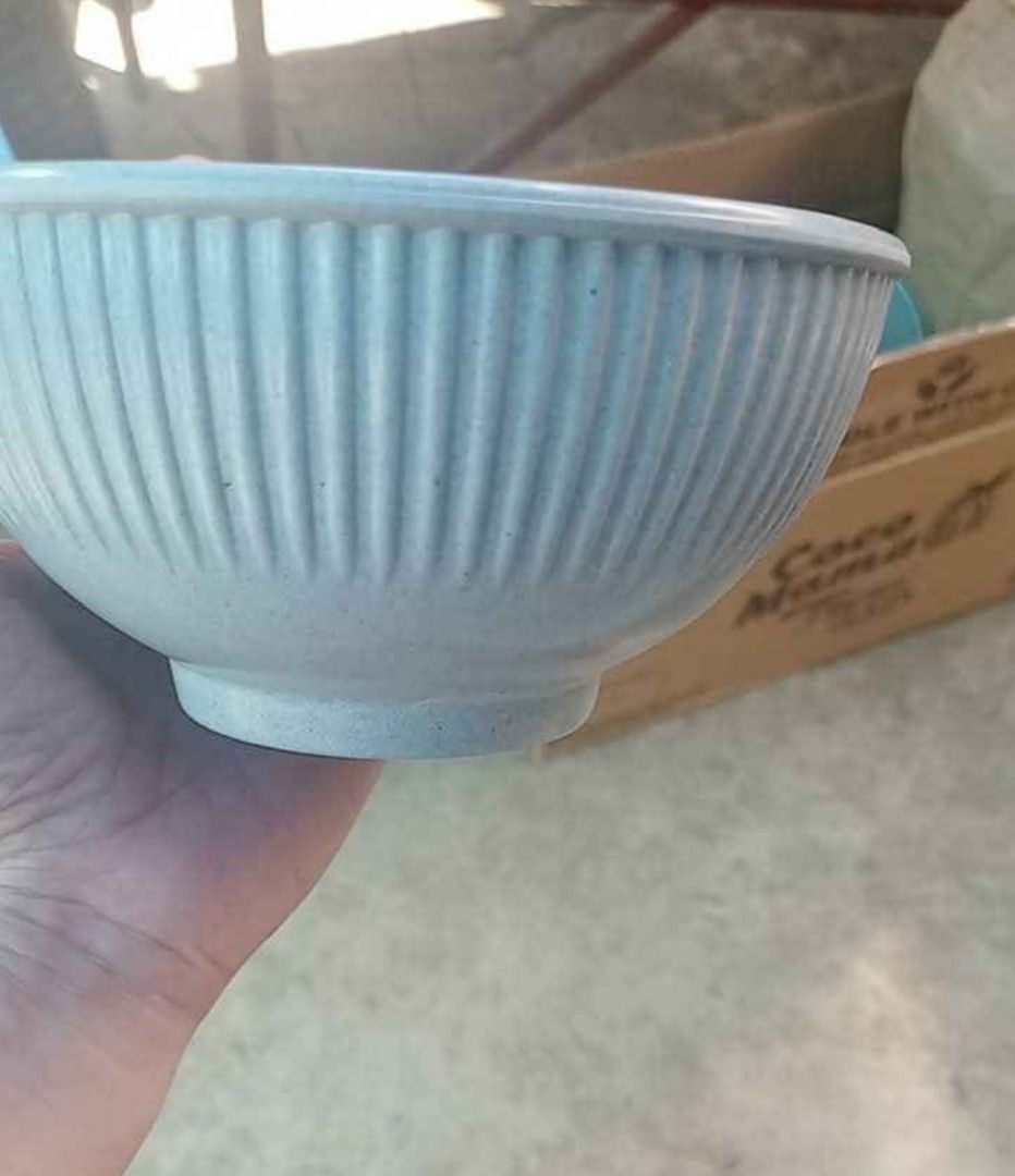 Light Blue Textured Bowl (Category: Vases & Decorative Bowls) located in Muntinlupa City. Submitted by marim45981 (Listing ID 1463930807, Image 2). Description: - 45 pcs Light blue bowl with a textured exterior - 25 pesos each - Ribbed design on the sides - Sturdy base for stability - Good size for serving or mixing - Made from durable material - Ideal for everyday kitchen use.