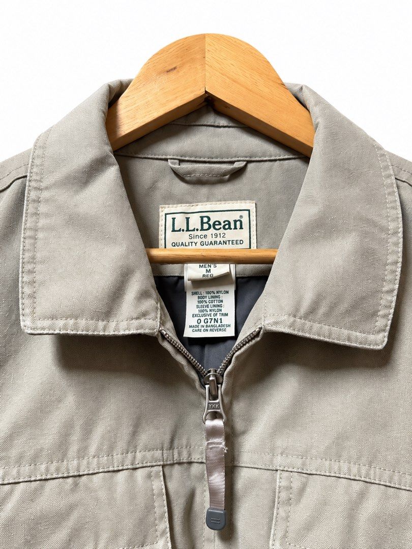 l.l.bean Men's Tan Cotton Blend Zip-Up Jacket (Category: Coats, Jackets and Outerwear) located in Tangub. Submitted by laurbepena33002 (Listing ID 1463891369, Image 3). Description: - Classic L.L.Bean jacket - Color: Tan - Material: heavy canvas like carhartt - Features: Full zip front, two chest pockets, two side pockets, button cuffs - Style: Great for everyday wear - Dimension W23” x L28” x SL 26”.