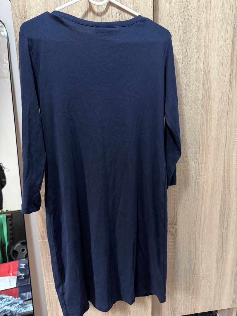 Long sleeve Dress (Category: Dresses) located in Quezon City. Submitted by krtstn (Listing ID 1463794425, Image 2). Description: .