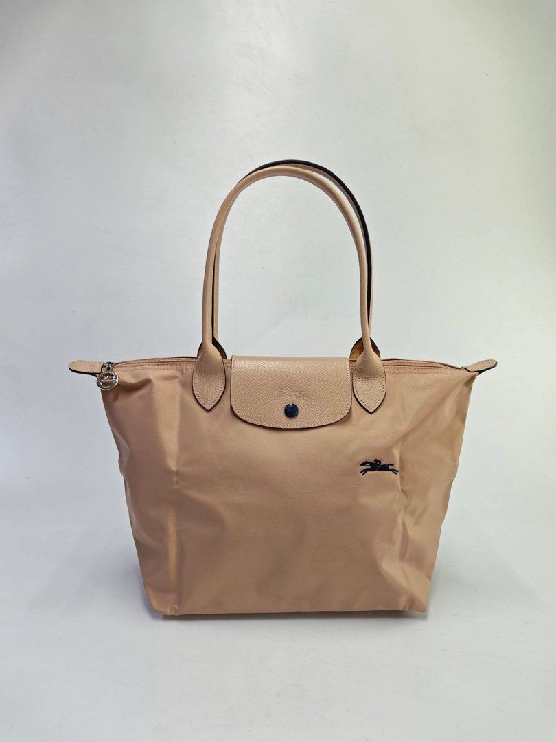 Longchamp MLH Club - Hawthorn (Category: Tote Bags) located in Quezon City. Submitted by asrcollections (Listing ID 1463783577, Image 1). Description: Onhand and ready to ship/ lalamove.