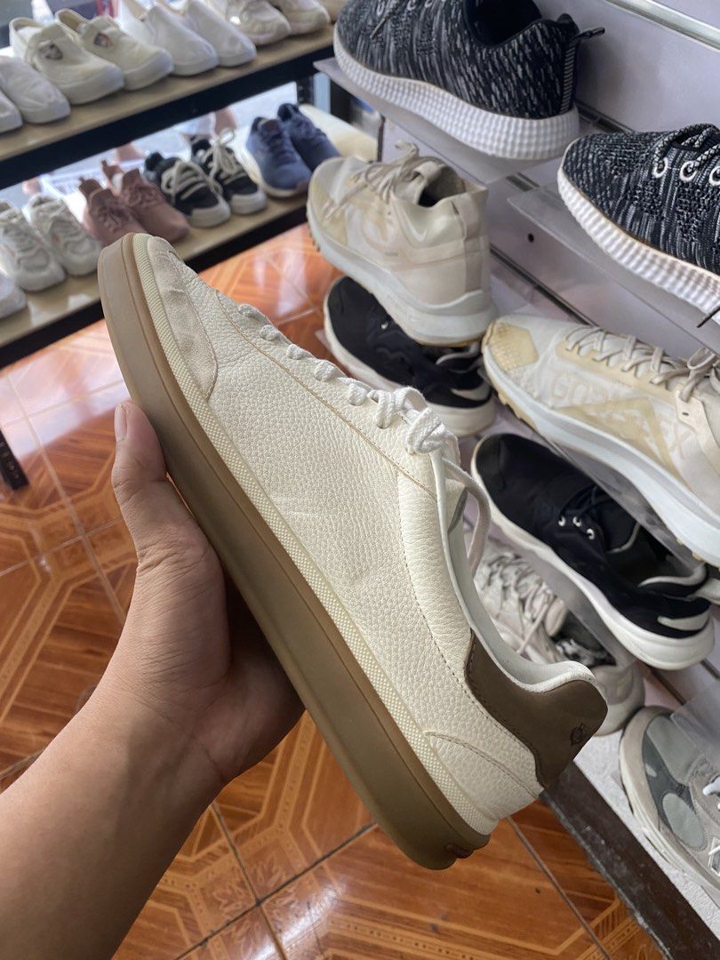 Loro piana (Category: Casual Shoes) located in Manila. Submitted by hell_market (Listing ID 1463822114, Image 1). Description: .
