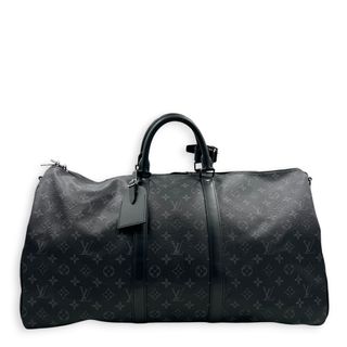 (Category: ) located in . Submitted by carousellluxury (Listing ID 1463822091, Image 1). Description: .