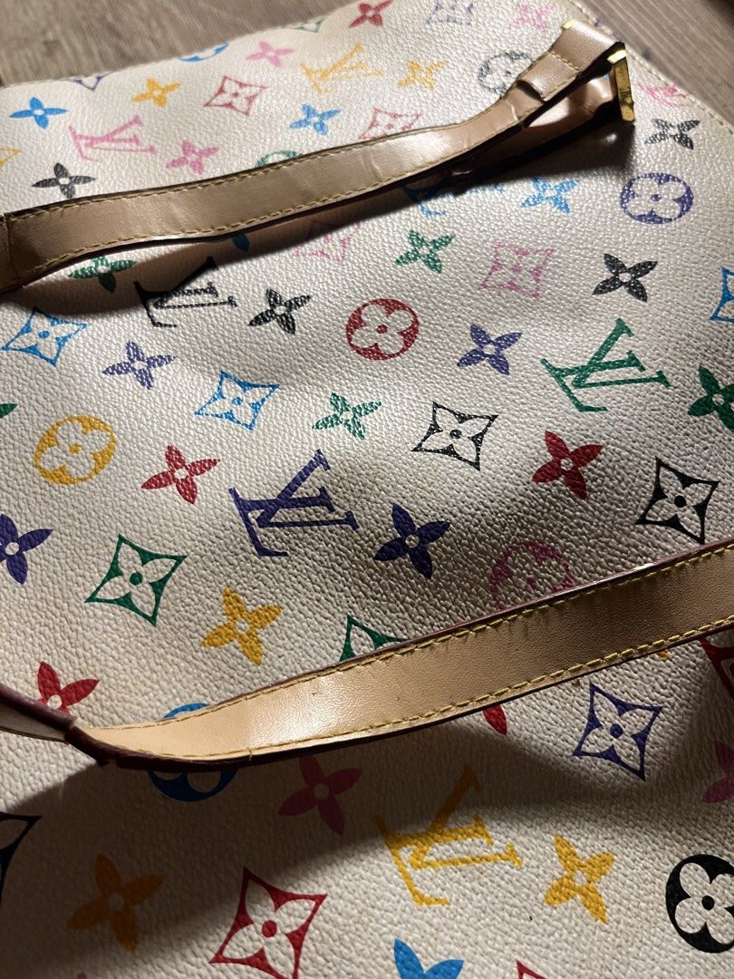 Louis Vuitton white and colorful bag (Category: Luxury Bags & Wallets) located in Mandaluyong City. Submitted by sageyy (Listing ID 1463927201, Image 3). Description: .