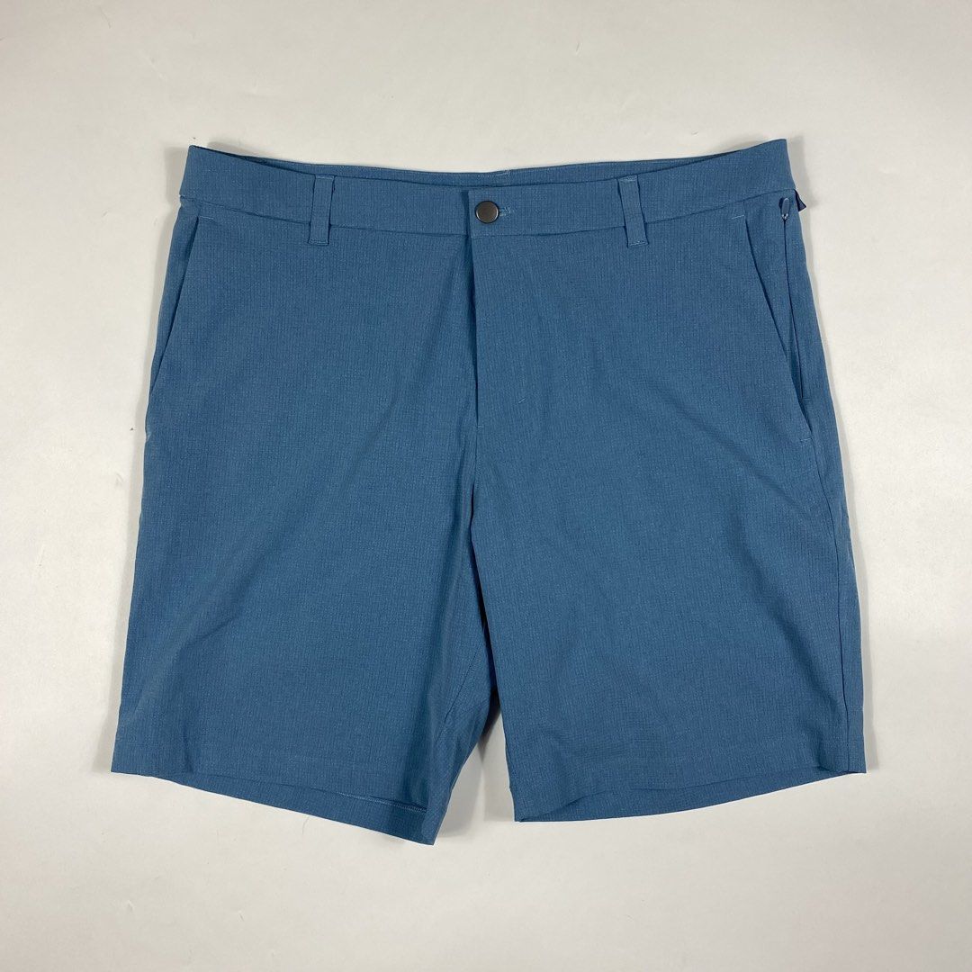 Lululemon - Commission Classic Fit Short (Category: Shorts) located in Iloilo. Submitted by s3condh4nd. (Listing ID 1463909774, Image 1). Description: Tagged Size : 36 Condition : 10/10 Dimensions Waist - 36 Length - 20 Shoulder - 9 Sleeve - 11 Condition : This item is used , Please don’t expect if it is like brand new. Measured : Laid Flat by Inches Payment : GO TYME / BPI.