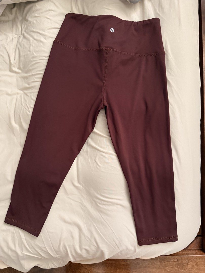 Lululemon leggings (Category: Activewear) located in Cainta. Submitted by vchantaldl (Listing ID 1463756835, Image 2). Description: Used once only, minimal stitching problem but doesn’t affect the clothing. Due to long storage only. Doesn’t fit me anymore..