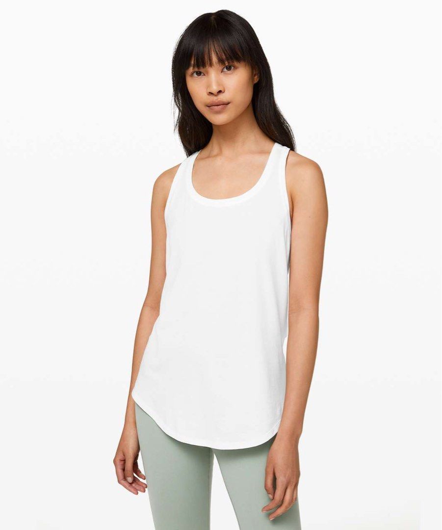 Lululemon Love Tank *Pleated (Category: Activewear) located in Los Banos. Submitted by darlingg01 (Listing ID 1463787725, Image 2). Description: M-L.