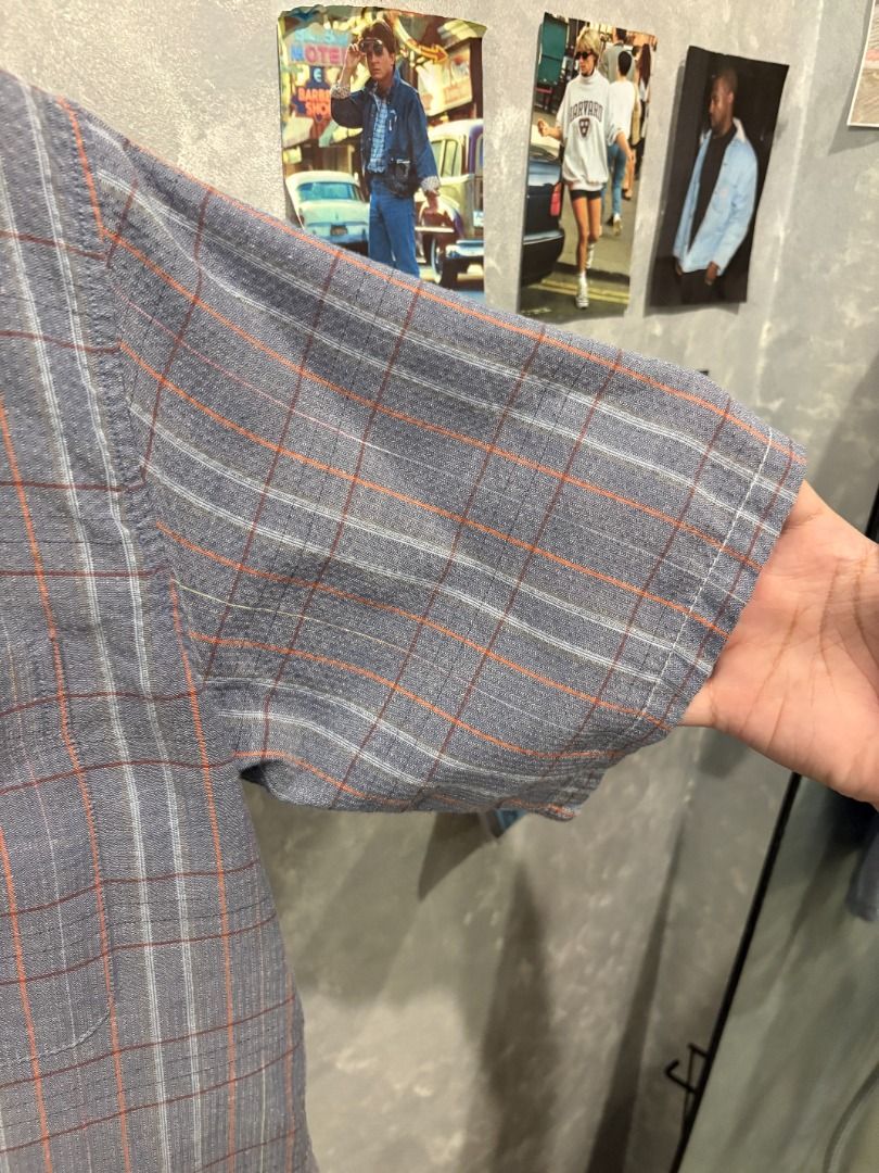 Lyle & Scott Checkered Crop Polo (Category: Tshirts & Polo Shirts ) located in Quezon City. Submitted by outofhabits_store (Listing ID 1463858623, Image 3). Description: Size: Medium on tag Width: 21 inches Length: 24 inches Buy 2 items worth 600 pesos and get them for 1,000 Payment method: GCash Shipping options (shouldered by buyer): J&T 3-7 days, Lalamove or Grab within the day Location: Quezon City Please manage your expectations as this item