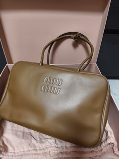 （分類：）位於 。 由 clevermountain_cc3507 提交（商品編號 1463762789，圖片 1）。簡介： 。