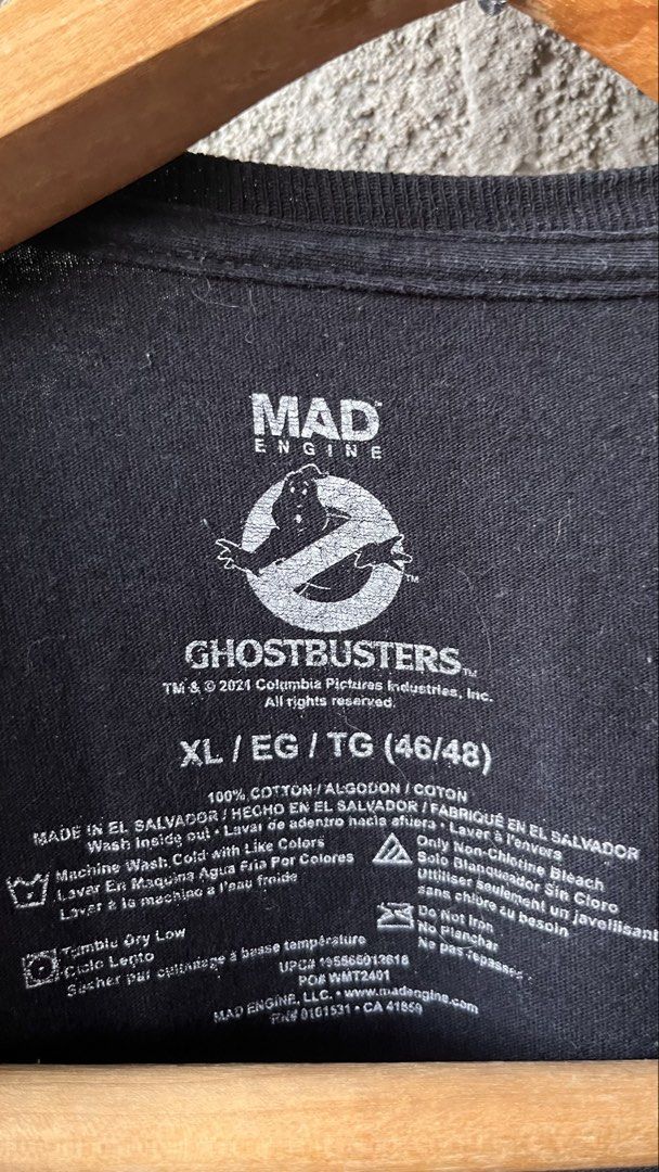 Mad Engine Ghostbusters Graphic T-Shirt XL (Category: Tshirts & Polo Shirts ) located in Cabuyao City. Submitted by bulandos (Listing ID 1463837420, Image 3). Description: - Black t-shirt with Ghostbusters logo and Slimer graphic - Brand: Mad Engine - Material: 100% Cotton - Size: XL - Ideal for fans of the Ghostbusters movie franchise.