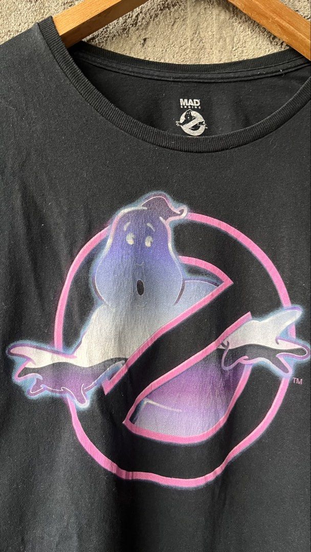 Mad Engine Ghostbusters Graphic T-Shirt XL (Category: Tshirts & Polo Shirts ) located in Cabuyao City. Submitted by bulandos (Listing ID 1463837420, Image 2). Description: - Black t-shirt with Ghostbusters logo and Slimer graphic - Brand: Mad Engine - Material: 100% Cotton - Size: XL - Ideal for fans of the Ghostbusters movie franchise.