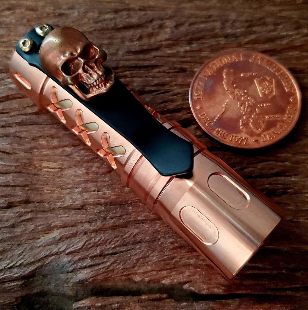 Maeerxu Copper Flashlight with Skull Clip (Category: Home Improvement Tools & Accessories) located in Marikina City. Submitted by knifeandtoolphilippines (Listing ID 1460056747, Image 1). Description: Fixed Price No Trades Complete with box, 14500 battery and spares. Maeerxu DF03 Cu 519A 3500K.