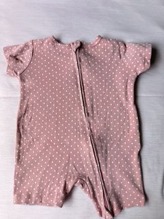 (Category: ) located in . Submitted by sclosetthrift (Listing ID 1463815556, Image 1). Description: .