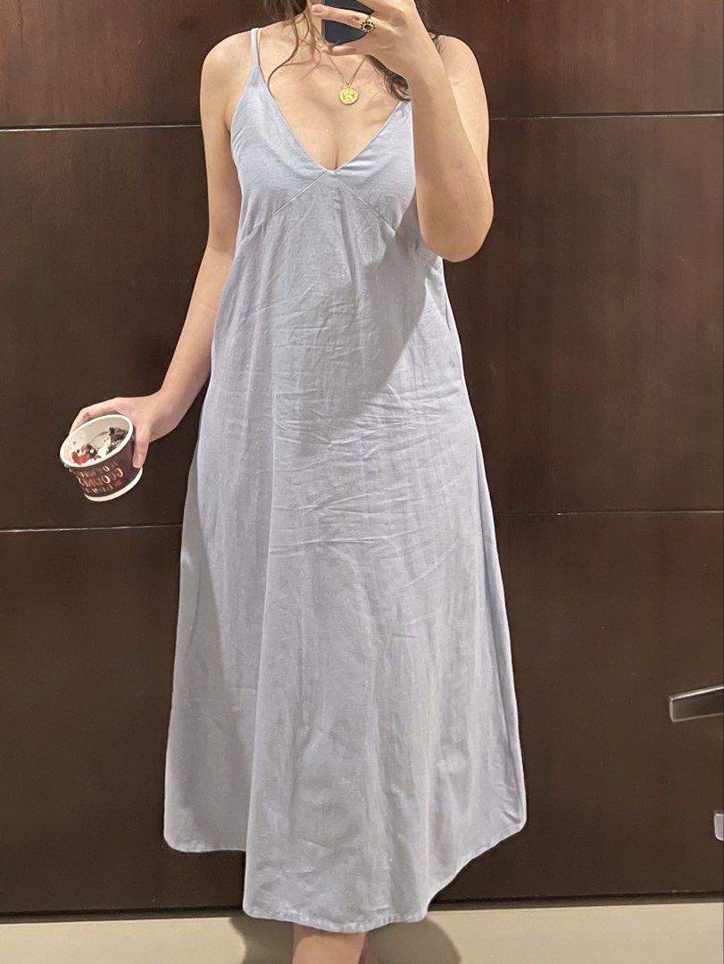 Mango linen dress (Category: Dresses) located in Makati City. Submitted by prebykris (Listing ID 1463893857, Image 2). Description: Used once RFS: no longer fits Super presko, perfect for summer I’ll steam it before shipping. 🙏🏼😁.