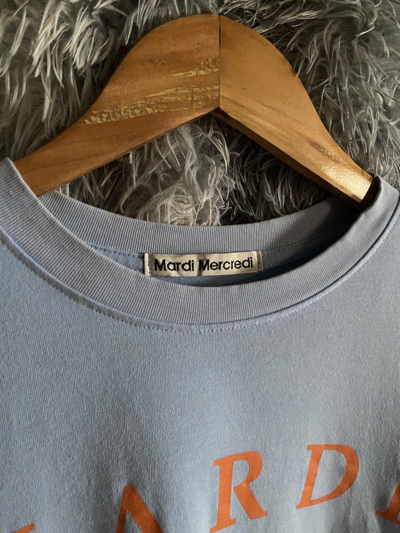 MARDI MERCREDI (Category: Shirts) located in Cavite. Submitted by lwrnc.444 (Listing ID 1463882259, Image 3). Description: MARDI MERCREDI CUT WASHTAG ONLY GOOD CONDITION 🏷️450 FREE SHIP DIMES WIDTH 20 LENGTH 23 DASMARIÑAS CAVITE LOC .