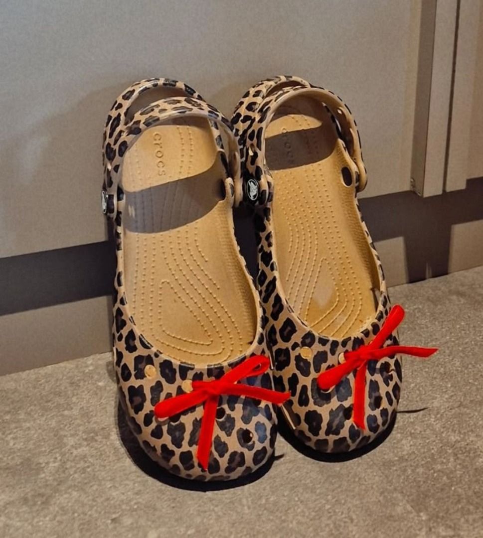 Ballet Flats in Leopard (Category: Flats & Sandals) located in Rizal. Submitted by hiraya16 (Listing ID 1463889023, Image 1). Description: Available Onhand ready to ship Unisex - Sizes available? DM ✉️ J&T - Lalamove - LBC.