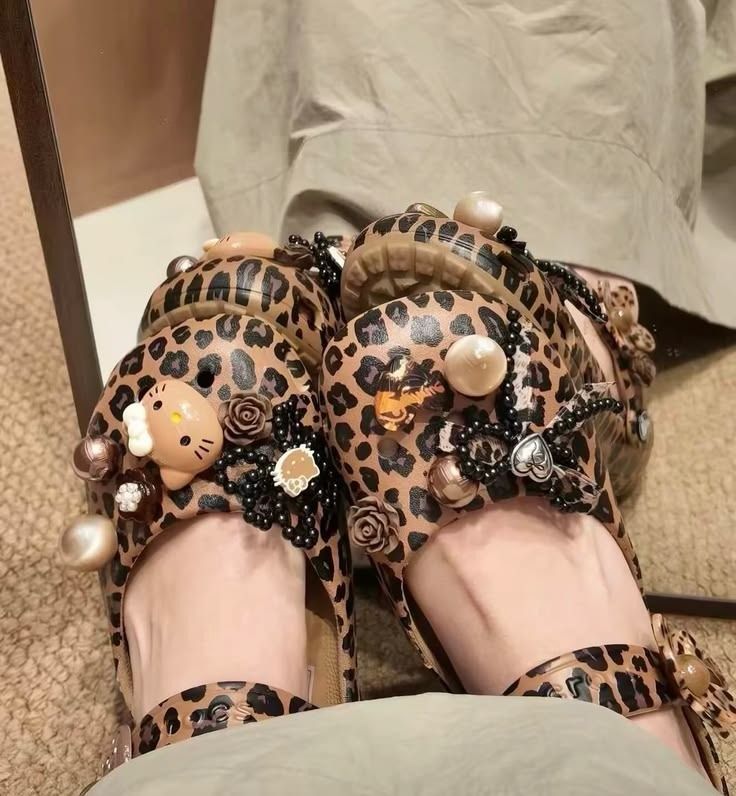 Ballet Flats in Leopard (Category: Flats & Sandals) located in Rizal. Submitted by hiraya16 (Listing ID 1463889023, Image 2). Description: Available Onhand ready to ship Unisex - Sizes available? DM ✉️ J&T - Lalamove - LBC.
