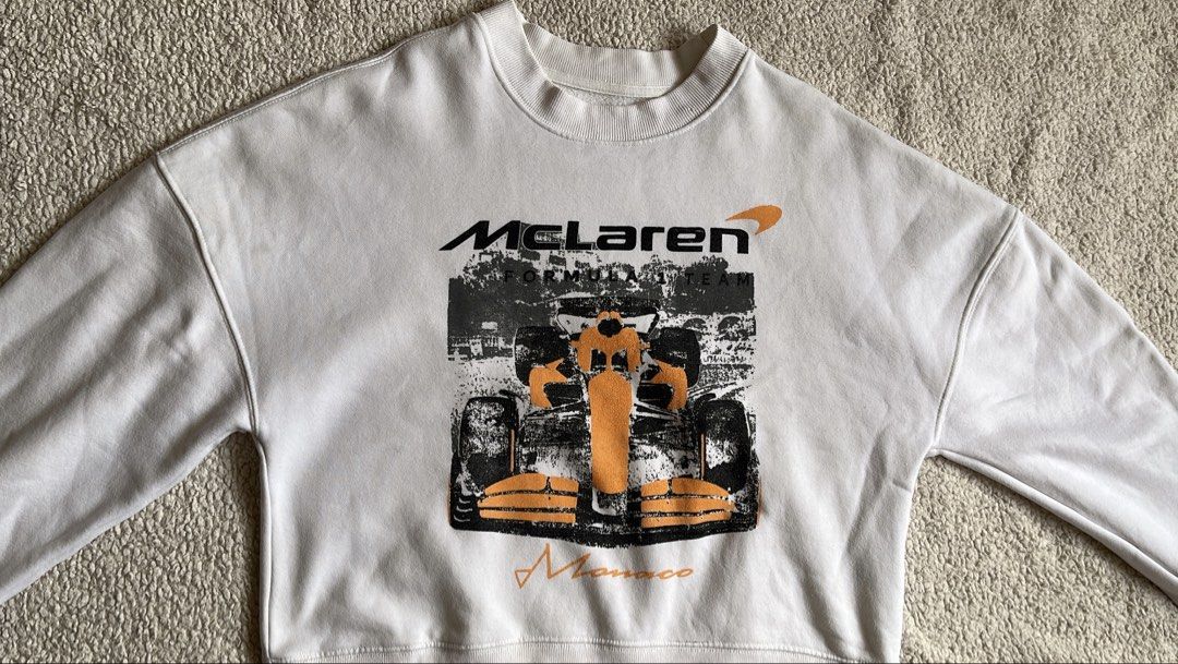 McLaren Formula 1 Team Monaco Graphic Sweatshirt (Category: Coats, Jackets and Outerwear) located in Cauayan City . Submitted by declutterdarling (Listing ID 1462709552, Image 1). Description: *Just a reminder that this sweatshirt has a few stains. 🧺Size: M 🫶🏻 Condition: 9/10 ❤️Reason for selling: Decluttering 📦Delivery fee: Shouldered by the buyer 🧾MOP: GCASH 👗Actual item shown in the photos ! Please check the size and details carefully be