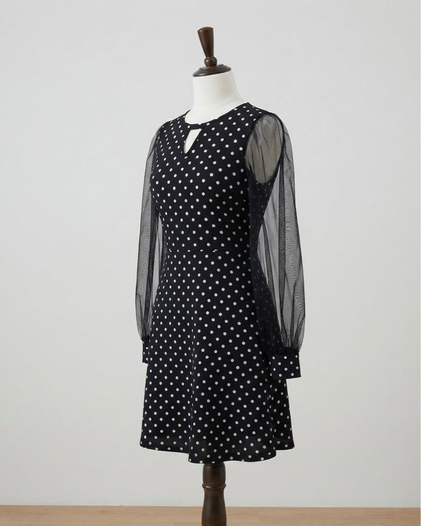 Medium Black Polka Dot Longsleeves Dress (Category: Dresses) located in Cavite. Submitted by wishie_collects (Listing ID 1463934441, Image 1). Description: Size Med On tag Brand New.