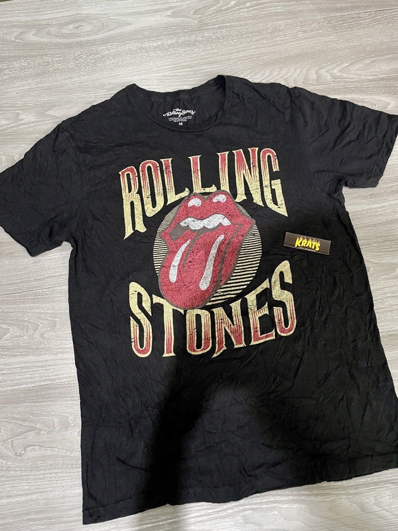 Medium Rolling Stones Tees (Category: Tshirts & Polo Shirts ) located in Bacolod City. Submitted by kRatoYs24 (Listing ID 1463742408, Image 2). Description: Ukay Fresh Items Band Shirt Rolling Stones Medium - 19.5 W / 28L Good Con / Ukay Fresh Wash Nyo Na Lang Paymwnt Via Gcash 550 Only Bacolod City ( Freeship Nationwide Via Lbc Pick Up Branch Sa Malayo ).
