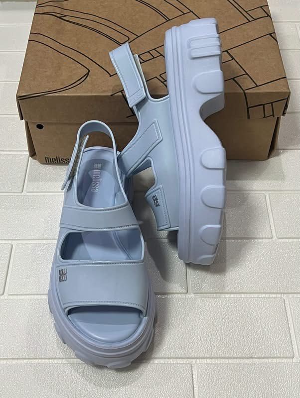 Melissa Ella Move Platform US5,6,7,8,9 (Category: Wedges) located in Taguig. Submitted by melissacollection.ph (Listing ID 1463747278, Image 3). Description: ALL POSTED SIZES ARE AVAILABLE. BRANDNEW AND COMPLETE INCLUSIONS - 3X MONEYBACK GUARANTEE IF PROVEN FAKE.