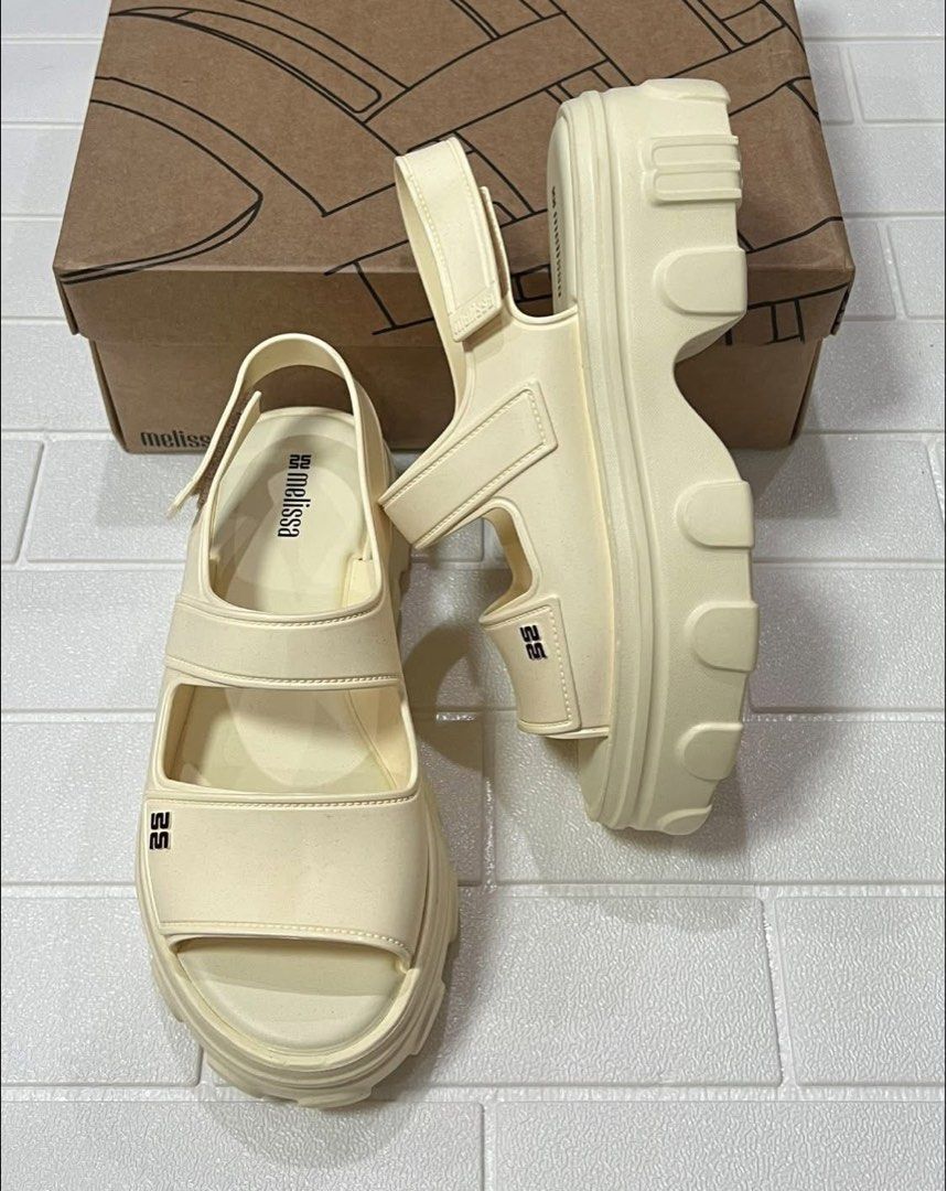 Melissa Ella Move Platform US8,9 (Category: Wedges) located in Taguig. Submitted by melissacollection.ph (Listing ID 1463747358, Image 2). Description: ALL POSTED SIZES ARE AVAILABLE. BRANDNEW AND COMPLETE INCLUSIONS - 3X MONEYBACK GUARANTEE IF PROVEN FAKE.