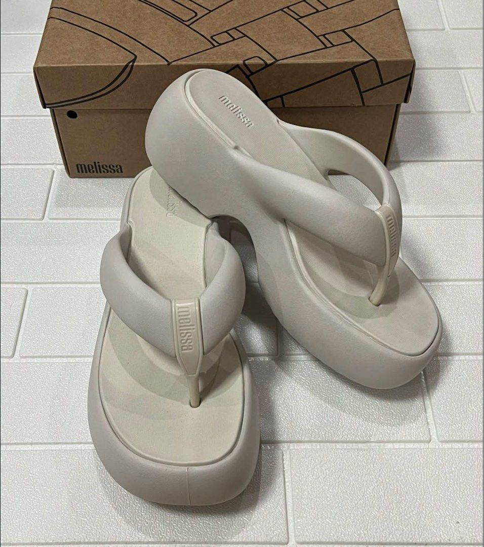 Melissa Free Fuzy Platform Slipper US9 (Category: Flats & Sandals) located in Taguig. Submitted by melissacollection.ph (Listing ID 1463793689, Image 2). Description: ALL POSTED SIZES ARE AVAILABLE. BRANDNEW AND COMPLETE INCLUSIONS - 3X MONEYBACK GUARANTEE IF PROVEN FAKE.