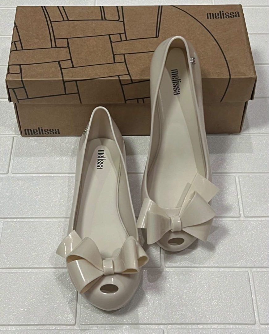 Melissa Ultragirl Classy US8 (Category: Loafers) located in Taguig. Submitted by melissacollection.ph (Listing ID 1463797836, Image 3). Description: ALL POSTED SIZES ARE AVAILABLE. BRANDNEW AND COMPLETE INCLUSIONS - 3X MONEYBACK GUARANTEE IF PROVEN FAKE.