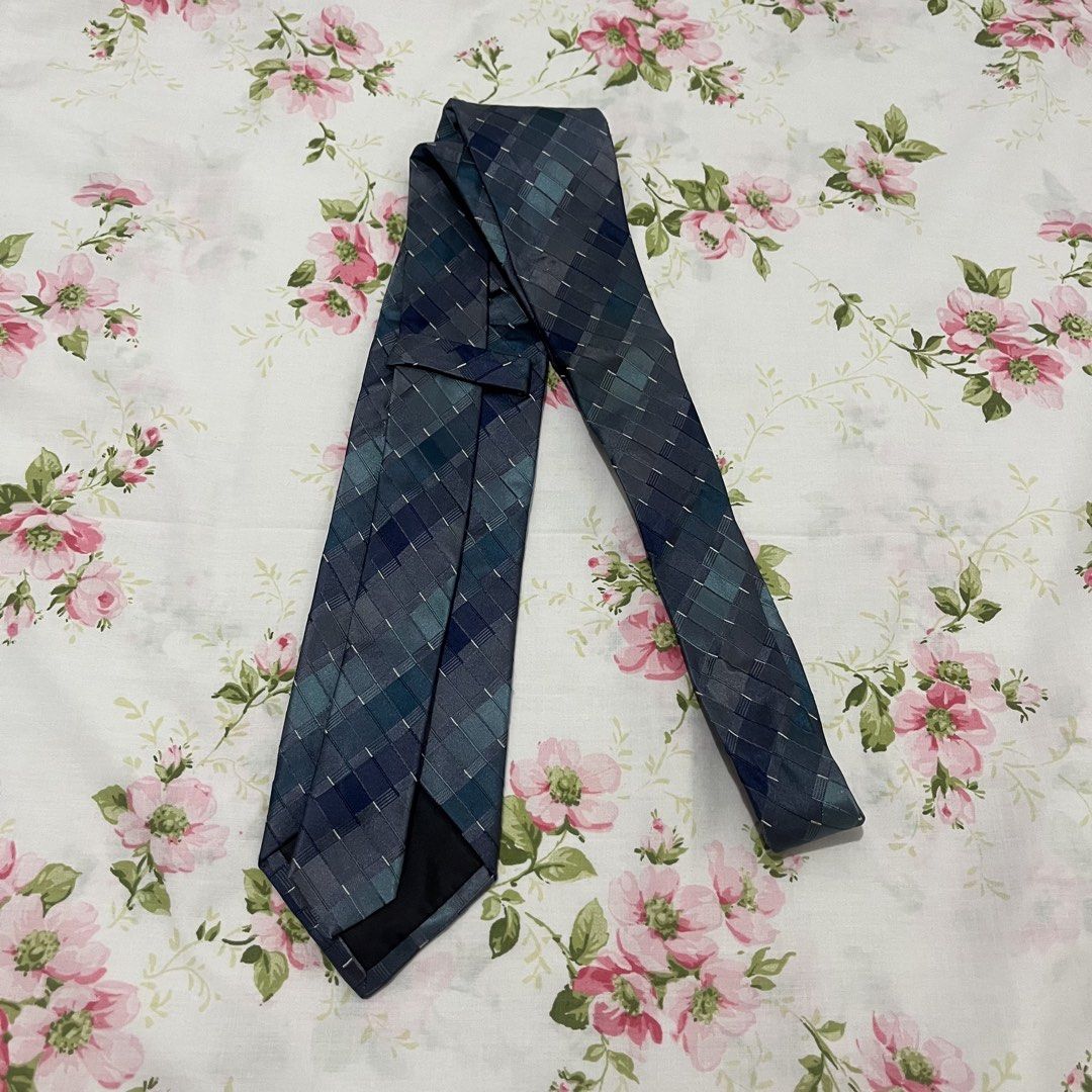 Men's Necktie (Category: Ties) located in Quezon City. Submitted by jpsstore (Listing ID 1463847379, Image 2). Description: Men's Printed Necktie MOP : Gcash SHIPPING: J&t | Lalamove.