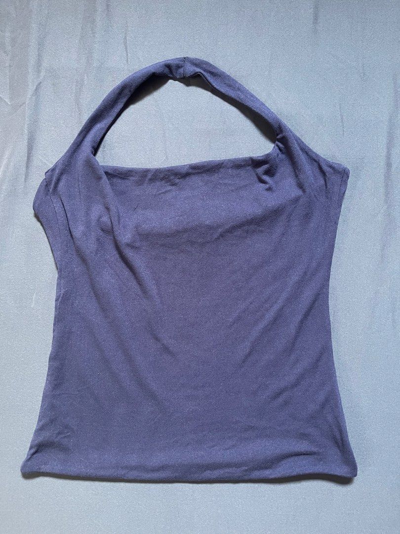 Mera Halter Neck Top (Category: Sleeveless) located in Marikina City. Submitted by prel0vedbymari (Listing ID 1463762110, Image 1). Description: - Made in the Philippines - Soft fabric.