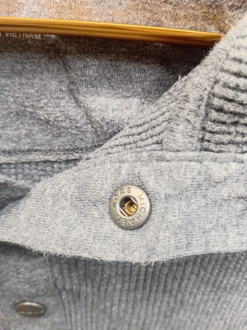Michael Kors Grey Sweatshirt (Category: Coats, Jackets and Outerwear) located in Makati City. Submitted by ellavee_you (Listing ID 1463801933, Image 3). Description: send offer! ❤️.
