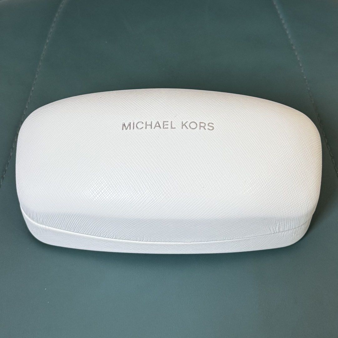 MICHAEL KORS SUNGLASSES (Category: Sunglasses & Eyewear) located in Las Pinas. Submitted by micoespotato (Listing ID 1463827899, Image 2). Description: • 3 stocks available • 100% Authentic / Legit • Complete with original sunglass case • With original Michael Kors paper bag • Bought in USA on God • ₱5,000 each MOP: GCash Courier: Grab / Lalamove Meet-up: Around Las Piñas 📌 Shipping/delivery fee should be shouldered by the buyer. Feel free to me