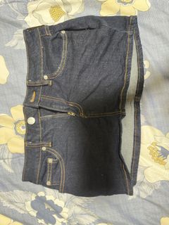 (Category: ) located in . Submitted by realme777 (Listing ID 1463924698, Image 1). Description: .