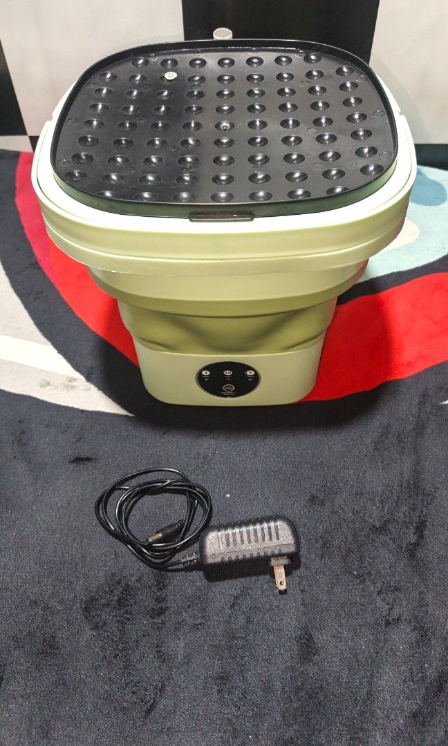 Mini washing machine, dryer (Category: Washing Machines and Dryers) located in Manila. Submitted by libbyjoyre07182 (Listing ID 1463828529, Image 1). Description: .