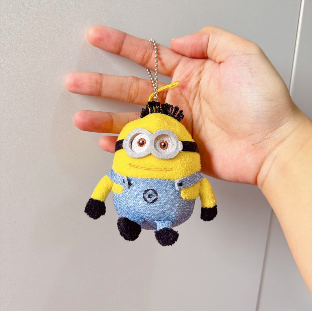 Minion Despicable Me “Jorge” Charm Plush (Category: Plushies & Soft Toys) located in Manila. Submitted by ashyyel_ (Listing ID 1463917036, Image 1). Description: .