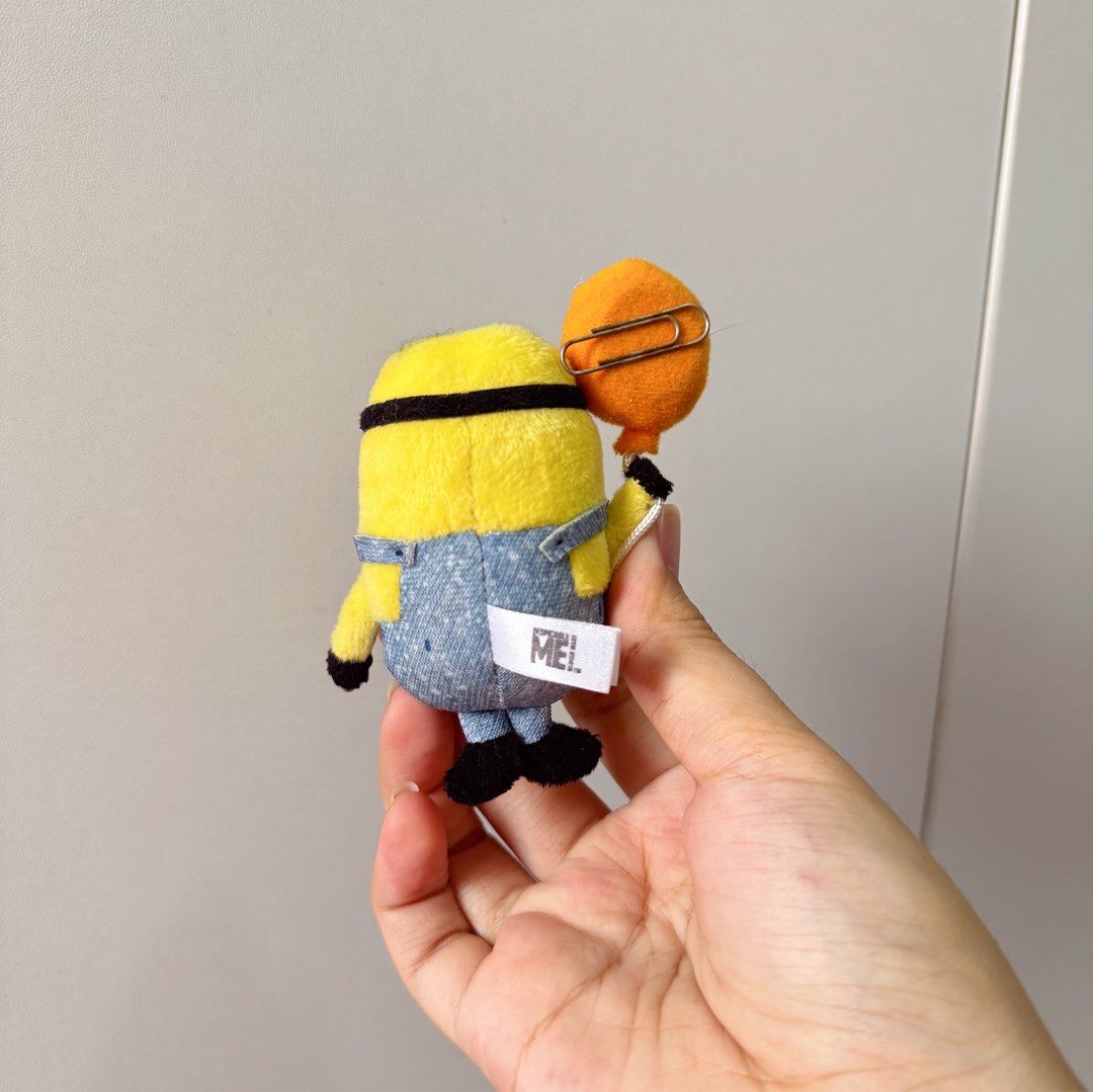 Minion “Stuart” Magnetic Small Plush (Category: Plushies & Soft Toys) located in Manila. Submitted by ashyyel_ (Listing ID 1463909885, Image 2). Description: .