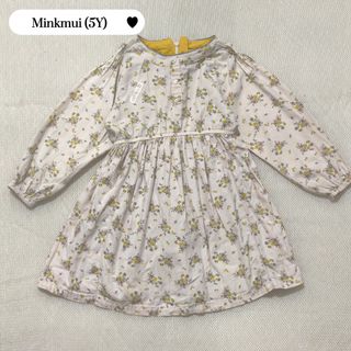 (Category: ) located in . Submitted by stealmycloset_ (Listing ID 1463321418, Image 1). Description: .