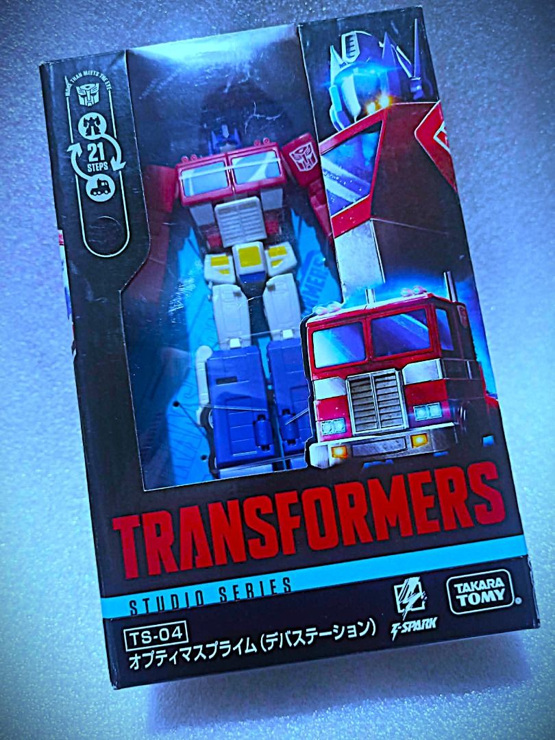 MISB SS OPTIMUS PRIME Deluxe Class Hasbro Autobot Transformers (Category: Kids Toys) located in Pasay City. Submitted by Chariselyn (Listing ID 1463875411, Image 1). Description: MISB SS OPTIMUS PRIME (1,600+sf) Deluxe Class Hasbro Autobot Transformers Series: Studio Series The Transformers: The Movie, 2026 Scale: 6 inches Stock: 1 Box Condition: 10/10 Issues: 0 Accessories: complete Mode of Payment: GCash or through your rider Shipping options: 