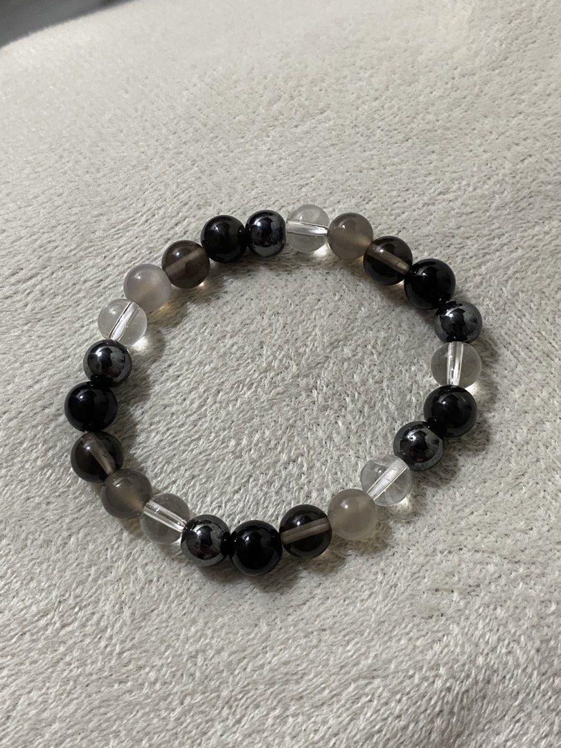 Mix Crystal Beaded Bracelet (Category: Bracelets) located in Quezon City. Submitted by vchristineandrea (Listing ID 1463876667, Image 1). Description: * 🖤 Hematite — Grounding & stability * 🤍 Clear Quartz — Clarity & energy amplification * 🖤 Black Obsidian — Protection * 🩶 Grey Agate — Calmness & emotional balance.