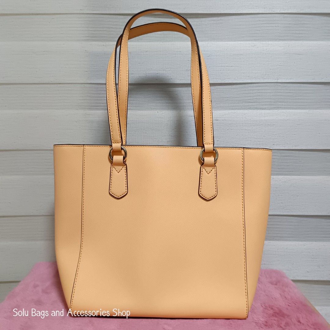 MK Joey Tote Bag (Category: Tote Bags) located in Taguig. Submitted by mommasolu (Listing ID 1463804233, Image 3). Description: ❣️On hand and ready to ship ❣️All items are original and authentic from 🇺🇸 Shipping: J&T or Laz check out ‼️Same Day Shipping via GrabExpress or Lalamove for Metro Manila (payment first) ‼️COD option available for Laz check out MOP: GCash and Bank Transfer via BPI or GoTyme.
