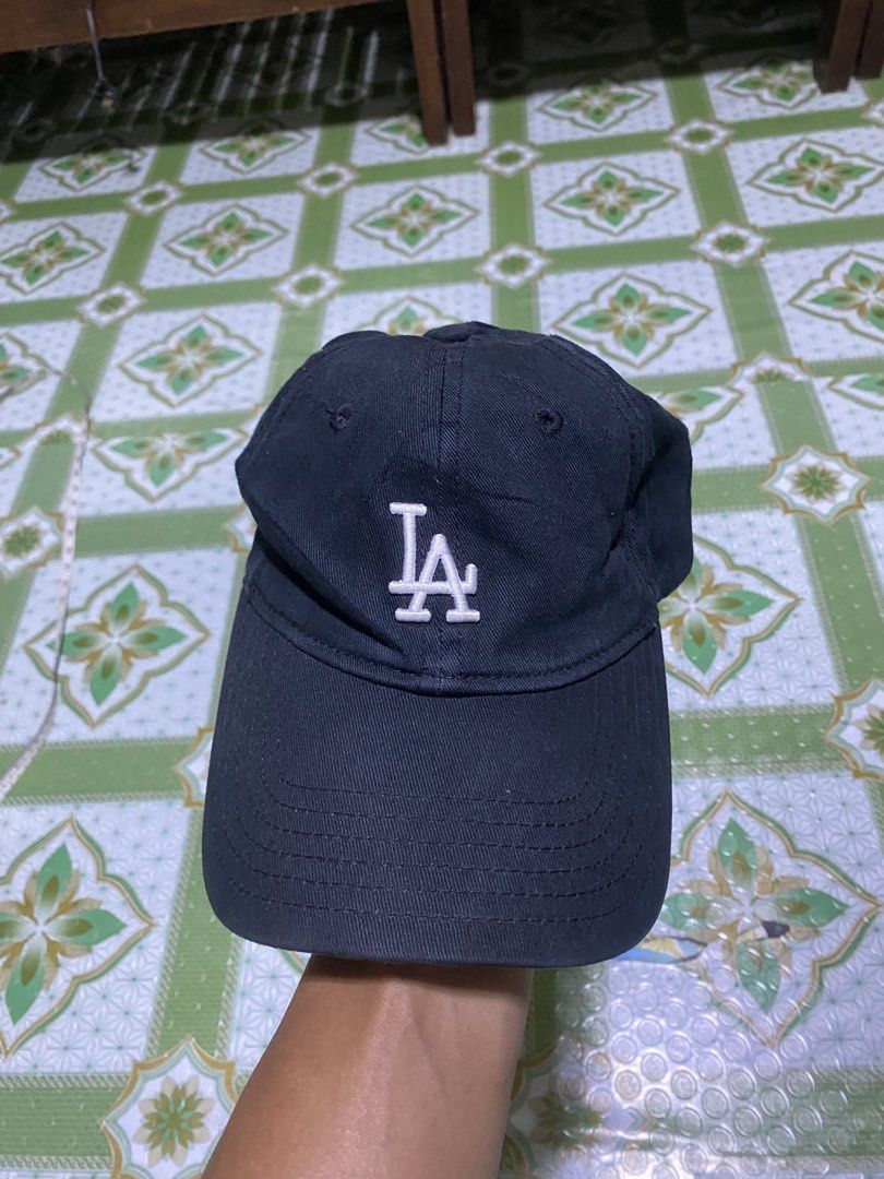 MLB Los Angeles Dodgers Baseball Cap (Category: Caps & Hats) located in Manila. Submitted by diporosmoh43681 (Listing ID 1463819860, Image 1). Description: - Official MLB LA Dodgers Cap - Adjustable strap for a comfortable fit - Perfect for any baseball fan!.