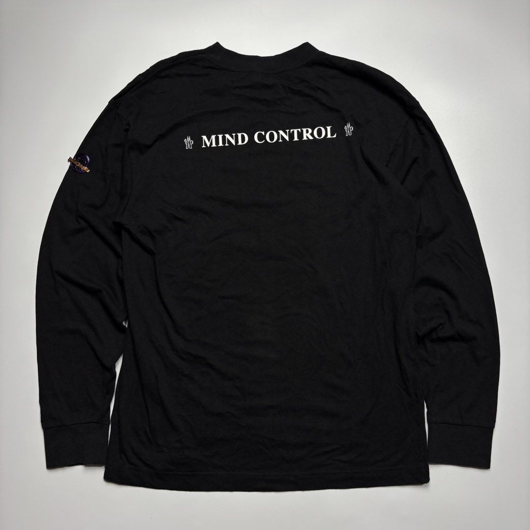 Moncler x Palm Angels sweatshirt (Category: Luxury Apparel) located in Abucay. Submitted by alvinthrif57836 (Listing ID 1463814580, Image 2). Description: Moncler x Palm Angels ‎_______________________ ‎Size: M on tag ‎(Measured by Inches) ‎Width: 21 ‎Length: 29 ‎Shoulder: 21 ‎Condition: EXCELLENT ‎Color Rate: 10/10 ‎Issue: None ‎_______________________ ‎ ‎Color may vary due to lightning so check wisely. ‎Thank you for your understanding ❤️.