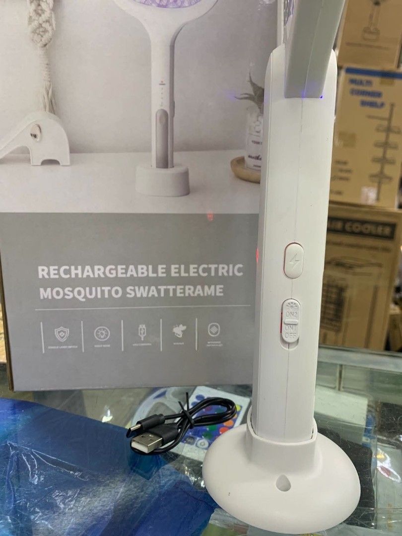 Mosquito swatter rechargeable (Category: Insect Repellents) located in Manila. Submitted by yzlshop (Listing ID 1463758587, Image 3). Description: .