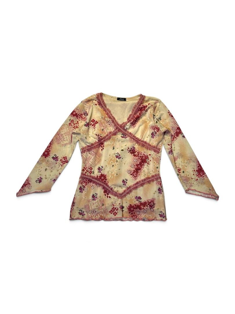 MOST BEAUTIFUL! Oriental Top with Ruffle Trim (Category: Longsleeves) located in Marikina City. Submitted by wearablearttt (Listing ID 1463930448, Image 1). Description: -has lining -not see through mesh 𖨆 LAID FLAT MEASUREMENTS ‎L 20" ‎W 12-14" ‎B 13.5-16".
